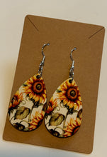 Load image into Gallery viewer, Tear Drop 3” Stainless Steel Hypo Allergenic Earrings
