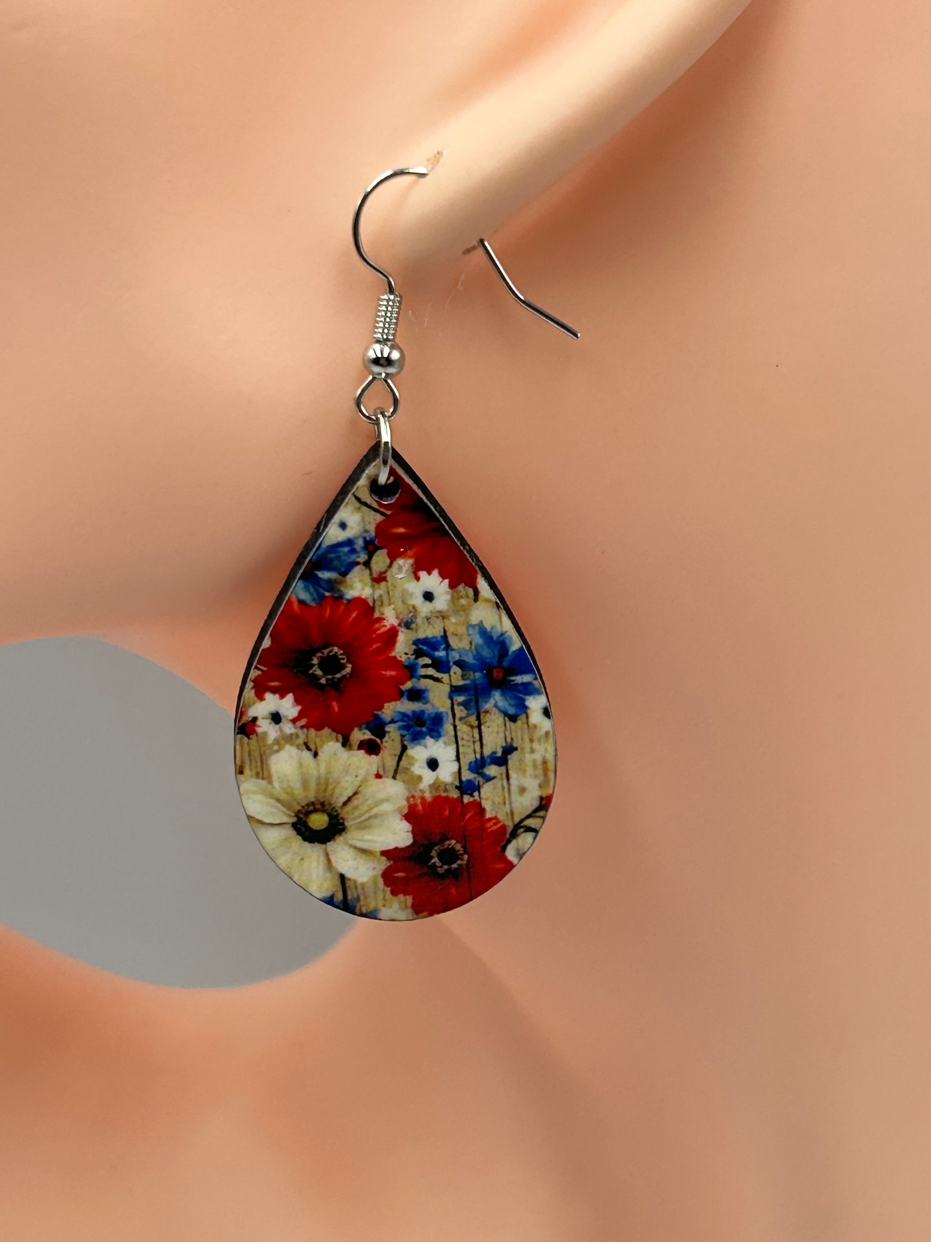Fourth of July Earrings – Patriotic Red White Blue Statement Earrings | Mad Jan’s Menagerie
