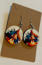 Load image into Gallery viewer, Tear Drop 3” Stainless Steel Hypo Allergenic Earrings
