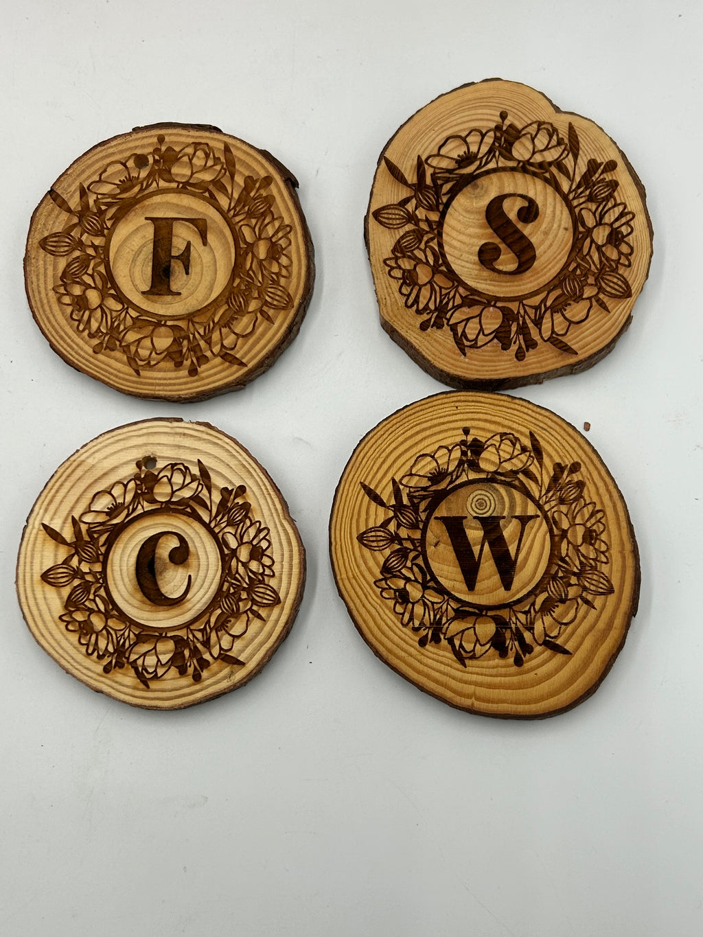 The Mad COMBO Gift Set | Personalized 11x9 Decor Board & Monogram Coasters Set | Floral Wreath Custom Wedding Gift | Mad Jan’s